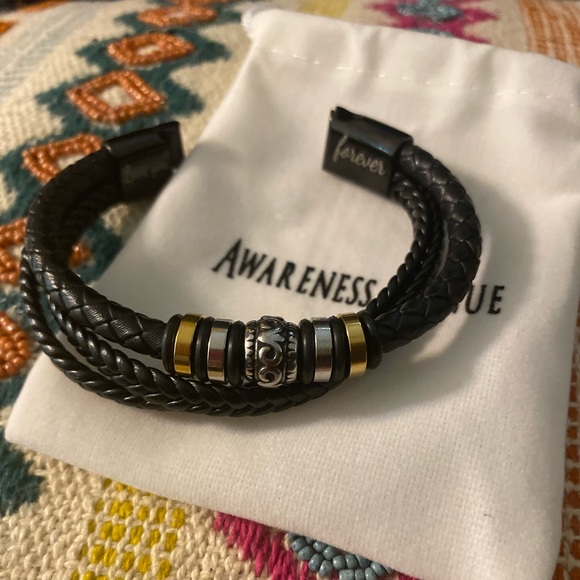 Awareness bracelet - Picture 3 of 5